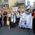 בתופים ובמחולות