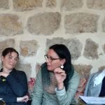 הנה פתחנו חלון