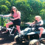 בוסתן "בראשית" בעין זיוון מזמין לקטיף עצמי של דובדבנים ותותי עץ